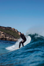Load image into Gallery viewer, Evans & Tate winemaker Matt Byrne surfing